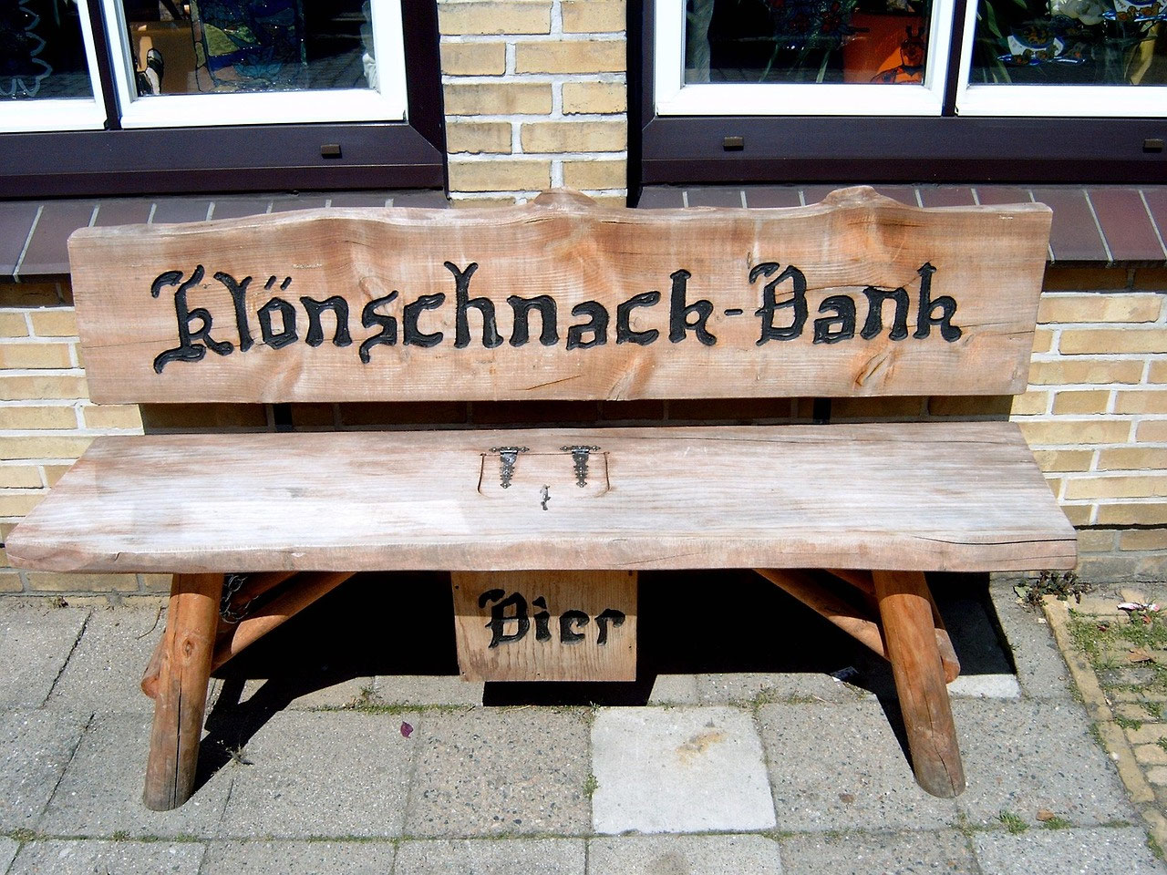 Eine Klönschnack-Bank
